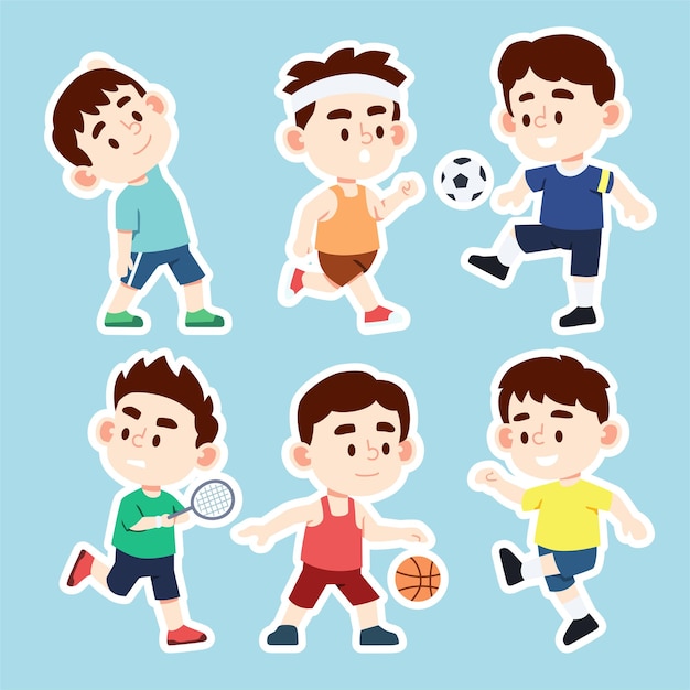 Conjunto de niño encantador jugando con varios deportes
