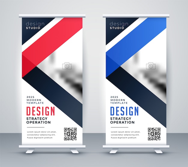 Vector gratuito conjunto de plantillas de presentación de banner de rollup