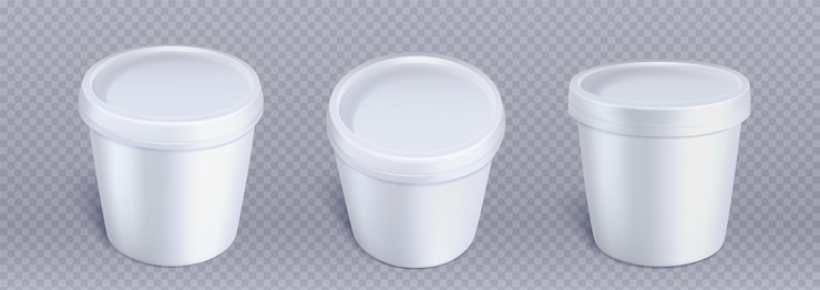 Vector gratuito conjunto realista de recipientes de comida blanca aislados en fondo transparente ilustración vectorial de maqueta de cubo de helado o yogur 3d con superficie en blanco lista para marcar tina de papel para almacenamiento de comida