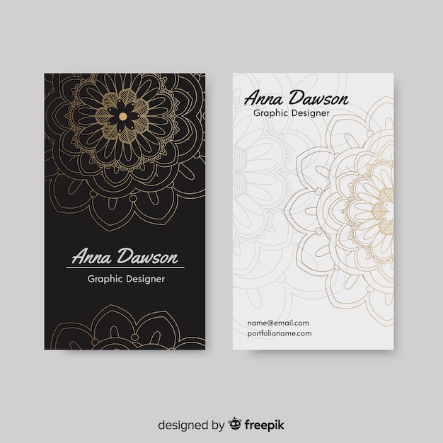 Vector gratuito creativa y elegante tarjeta de visita en estilo de mandala