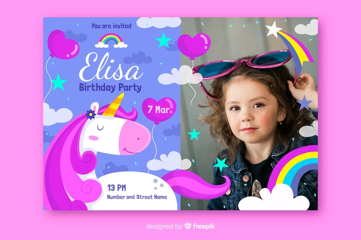 Vector gratuito diseño de invitación de cumpleaños para niños con foto