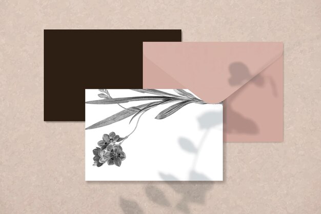 Diseño de tarjeta floral en blanco