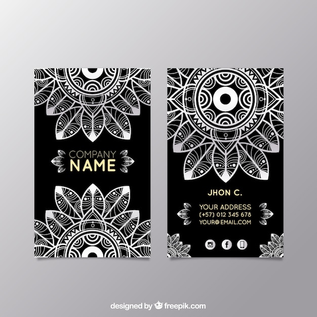 Vector gratuito elegante tarjeta corporativa de mandala dibujado a mano