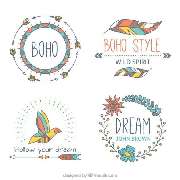 Elementos boho dibujados a mano con tonos suaves