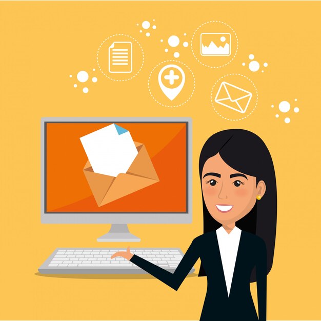 Empresaria con iconos de marketing por correo electrónico