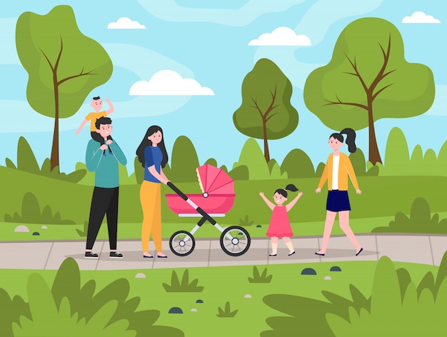 Familia feliz con niños caminando en el parque de la ciudad
