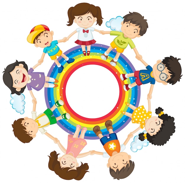 Felices los niños de la mano alrededor del círculo del arco iris