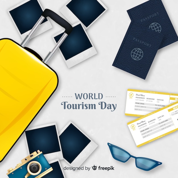 Fondo concepto día mundial del turismo con maleta, pasaportes y fotos