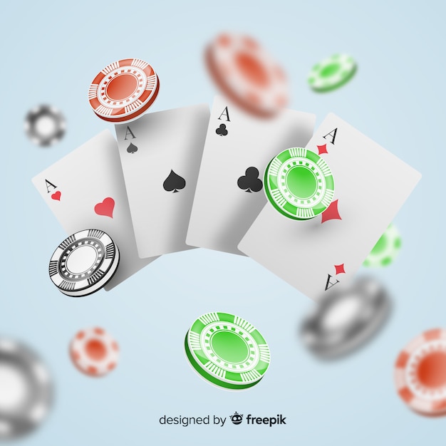 Vector gratuito fondo realista fichas y cartas de casino cayendo