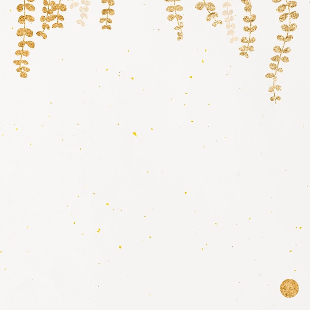 Vector gratuito hoja de eucalipto de oro reluciente sobre fondo beige