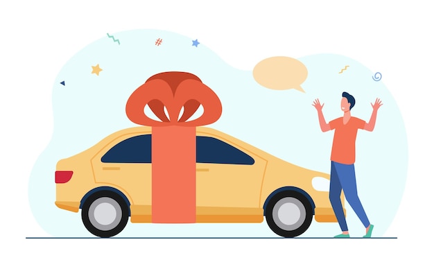 Vector gratuito hombre joven sorprendido recibiendo coche como regalo. vehículo amarillo, cinta roja, lazo. ilustración de dibujos animados