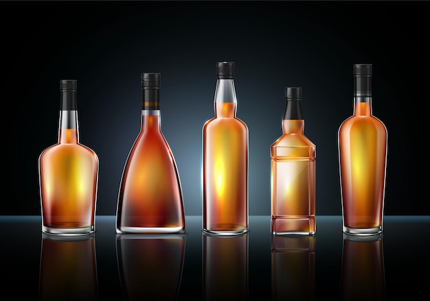 Vector gratuito ilustración de botellas de vidrio de whisky coñac brandy