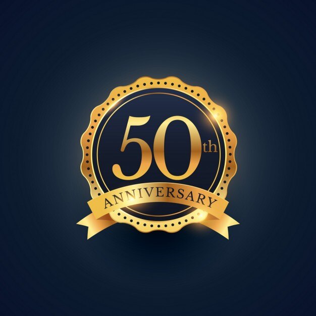 Insignia dorada para el 50 aniversario 