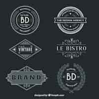 Vector gratuito insignias vintage paquete