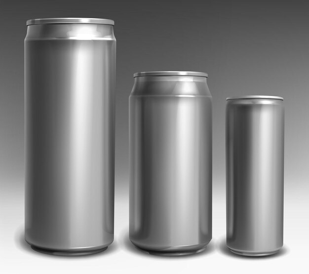 Latas de aluminio plateado de diferentes tamaños para refrescos, cerveza, bebidas energéticas, cola, jugo o limonada aislado sobre fondo gris. Maqueta realista de vector, plantilla de lata de metal para vista frontal de bebida fría