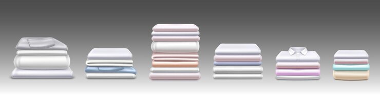 Vector gratuito limpie la ropa lavada montones de prendas realistas