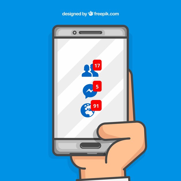 Mano sujetando móvil con notificaciones de facebook