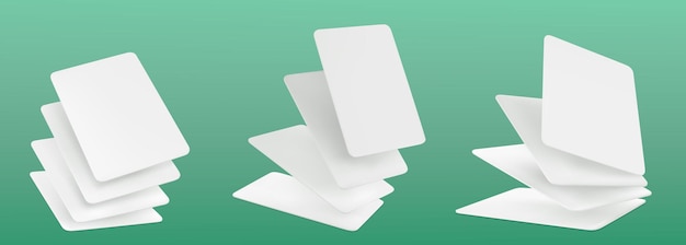 Maqueta 3d de naipes en blanco para póquer y juegos de mesa volando y cayendo páginas de papel blanco vacías casino o tarjetas de regalo aisladas en un conjunto realista de vectores de fondo verde