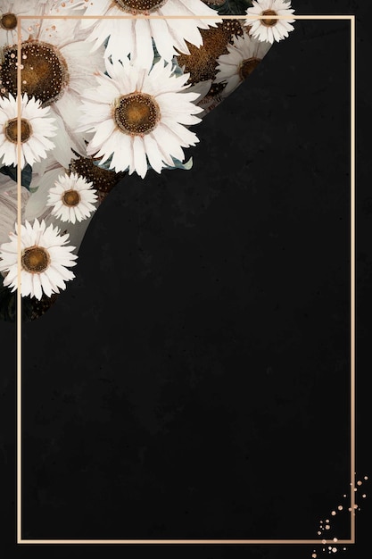 Marco dorado sobre fondo negro estampado flor blanca