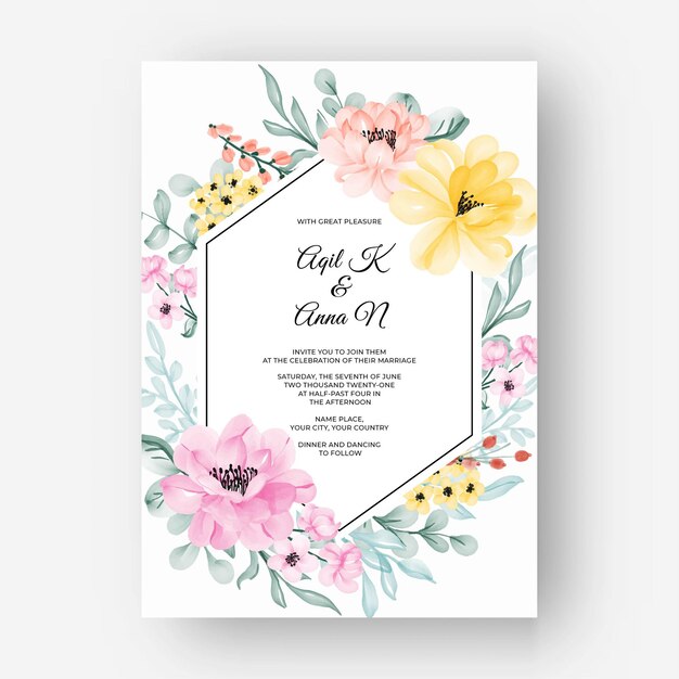 Marco de flores con color rosa pastel amarillo para invitación de boda