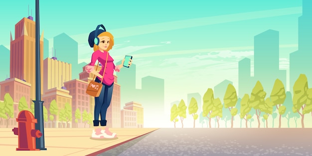 Vector gratuito mujer escuchar musica en la calle. la muchacha urbana joven feliz en auriculares inalámbricos con el smartphone a disposición se coloca en el borde de la carretera que se divierte. paseo al aire libre, ocio, paseo habitante de la ciudad. ilustración vectorial de dibujos animados