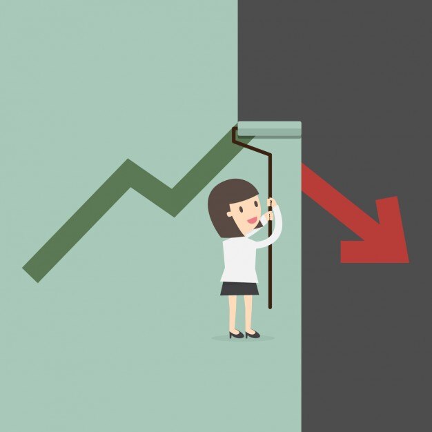 Vector gratuito mujer de negocios corrigiendo el gráfico decreciente