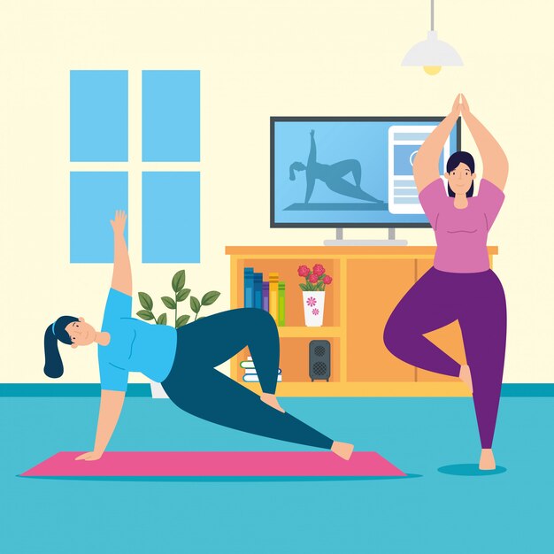 Mujeres practicando yoga en línea en la sala de estar