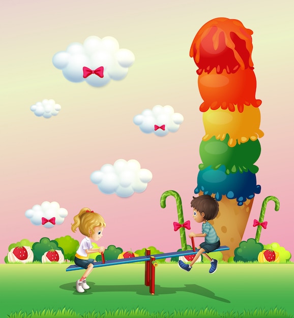 Una niña y un niño jugando en el parque con un helado gigante