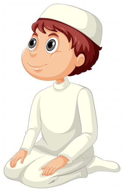 Niño musulmán árabe en vestimentas tradicionales en posición de oración aislado sobre fondo blanco.