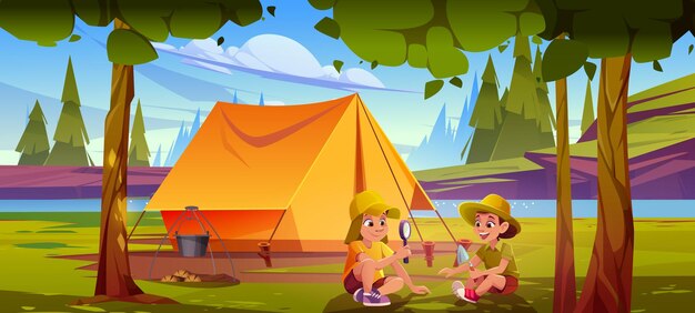 Niños explorando la naturaleza en un campamento de verano