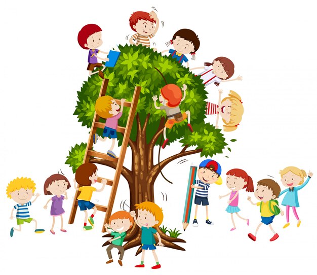 Niños trepando por el arbol