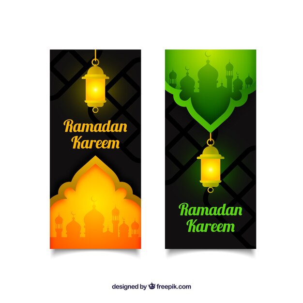 Paquete de banners de ramadán con lámparas