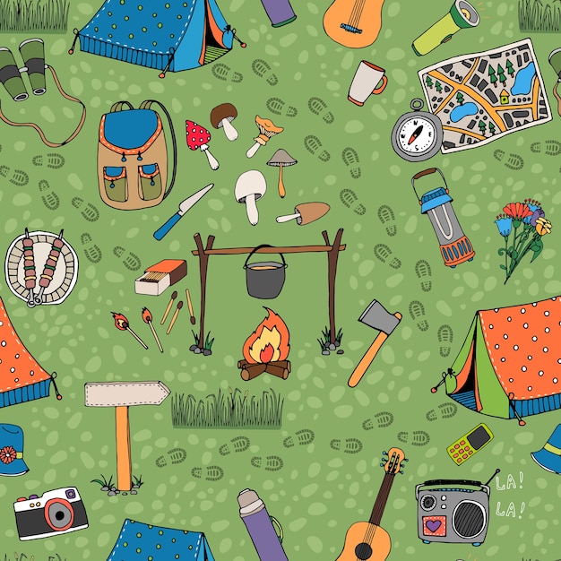 Patrón de vector de camping sin costuras con tiendas de campaña, un mapa de binoculares de mochila de setas de radio de fogata y guitarra dispersos