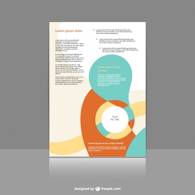 Vector gratuito plantilla de folleto con formas abstractas