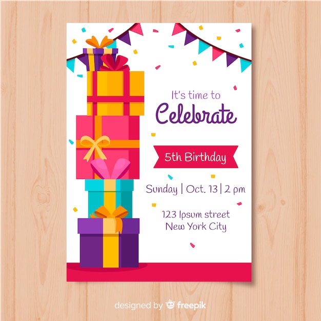 Vector gratuito plantilla de invitación de cumpleaños en estilo plano