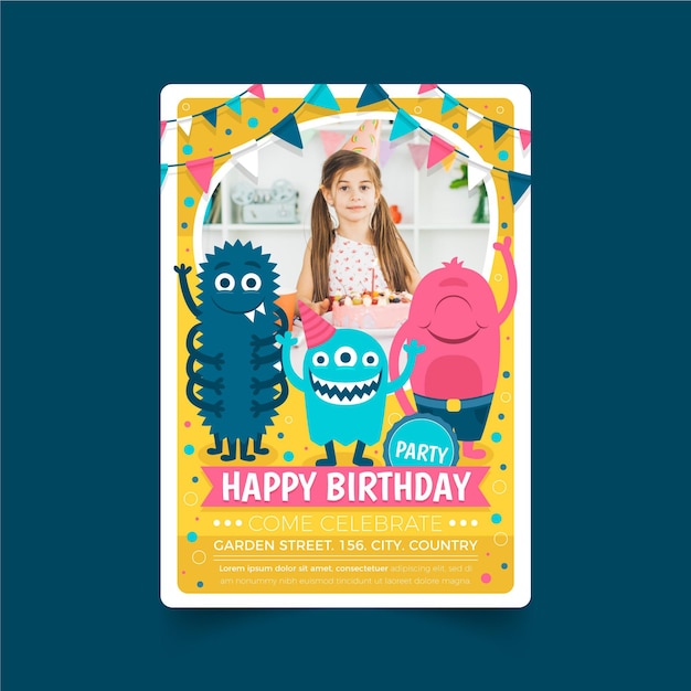 Vector gratuito plantilla de invitación de cumpleaños de monstruo plano con foto