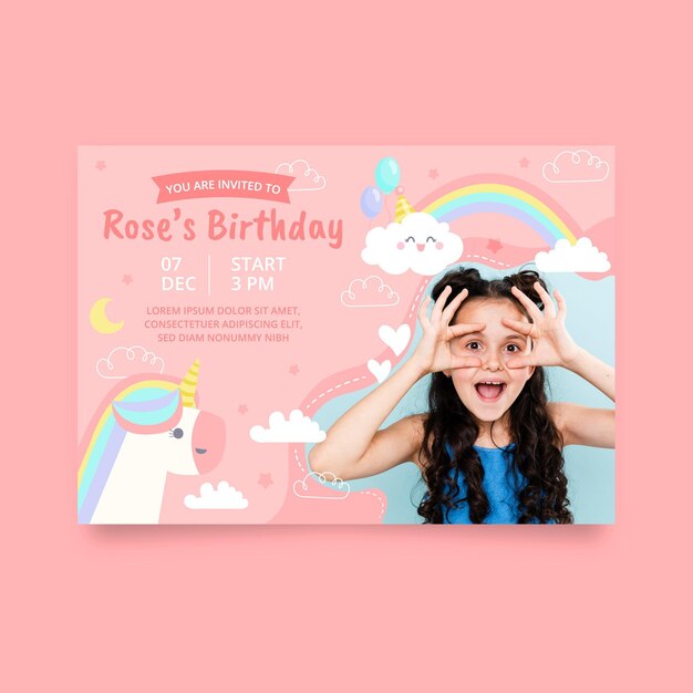 Plantilla de invitación de cumpleaños de unicornio dibujada a mano con foto