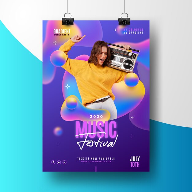 Plantilla de póster del festival de música con foto de mujer bailando