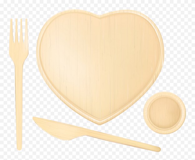 Plato corazón de madera con tenedor, cuchillo y vaso