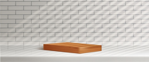 Vector gratuito podio de madera rectangular realista sobre fondo de pared de azulejos con luz solar a través de persianas ilustración vectorial de plataforma de roble natural para presentación de productos de belleza de lujo diseño interior de cocina