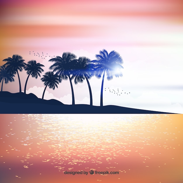 Puesta de sol veraniega realista con siluetas de palmeras