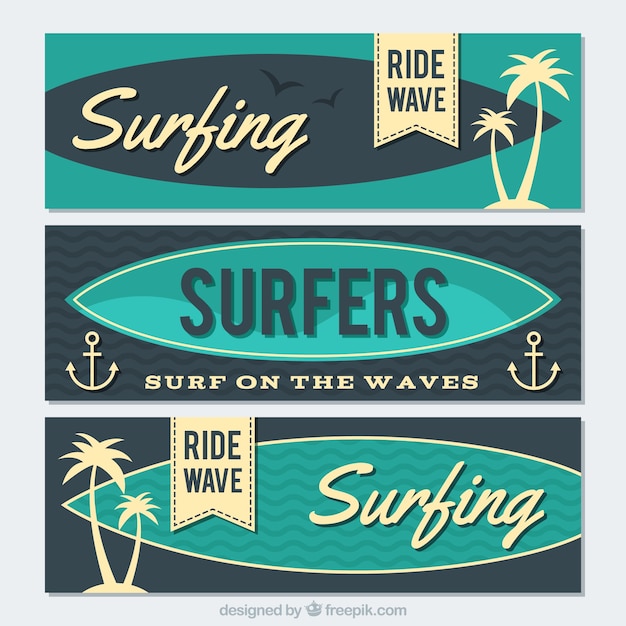 Vector gratuito set de banners vintage de surf con palmeras