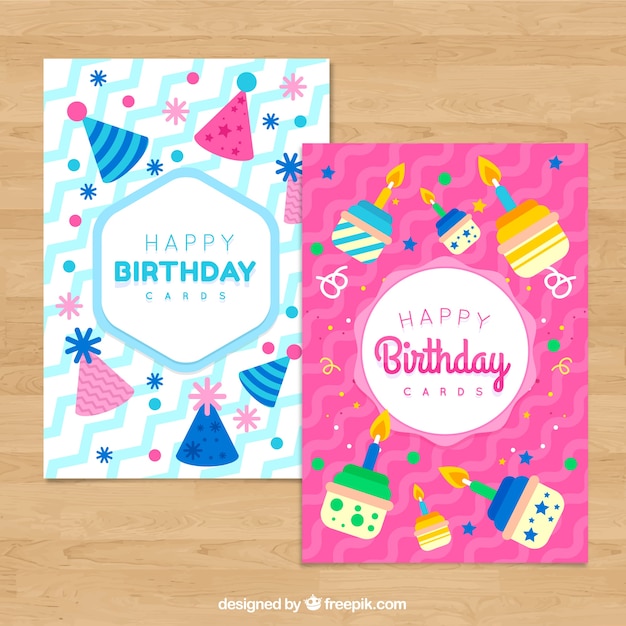 Vector gratuito set de dos tarjetas de cumpleaños planas