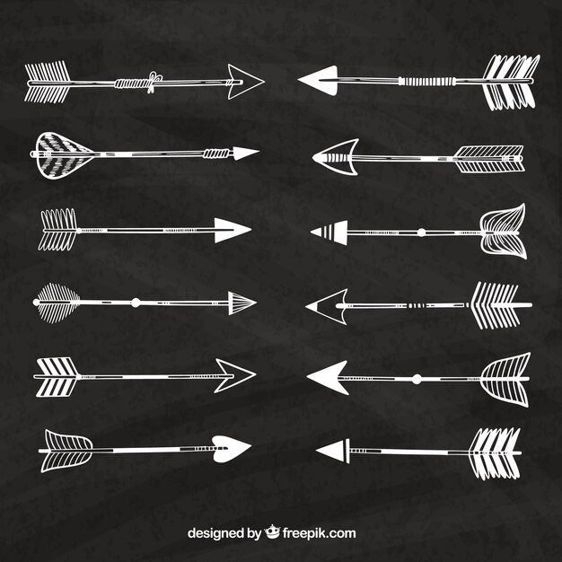 Set de flechas étnicas dibujadas a mano 