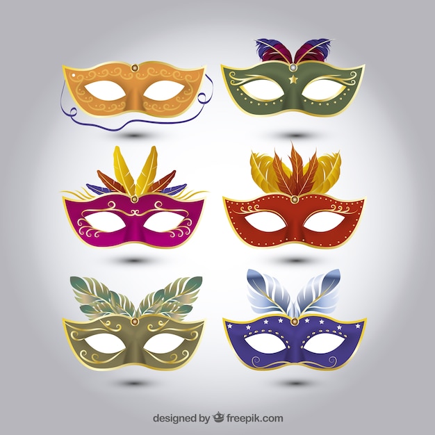 Set de máscaras de carnaval con diferentes diseños