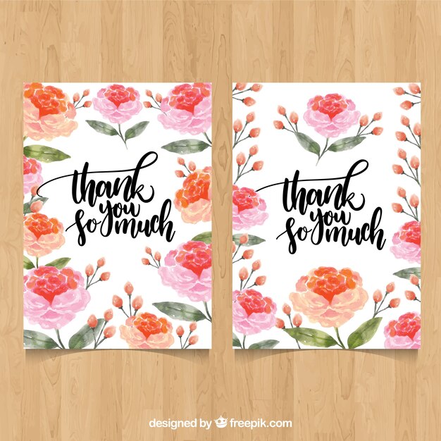 Tarjeta de agradecimiento con flores rosas