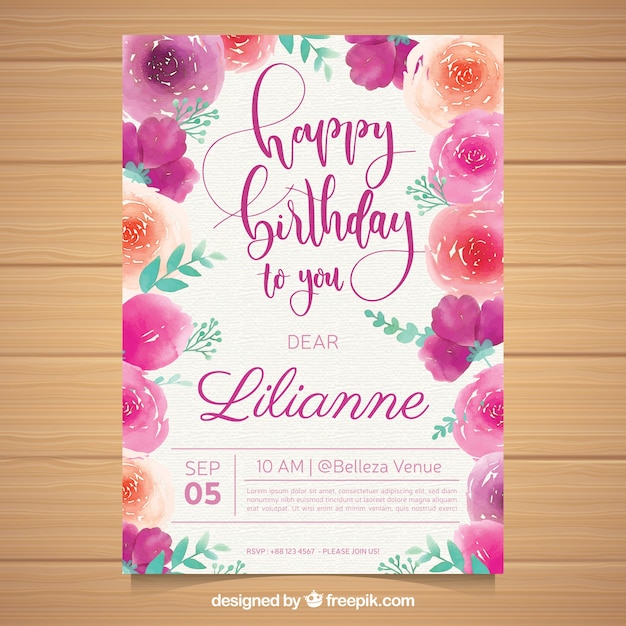 Vector gratuito tarjeta de cumpleaños con flores en estilo acuarela