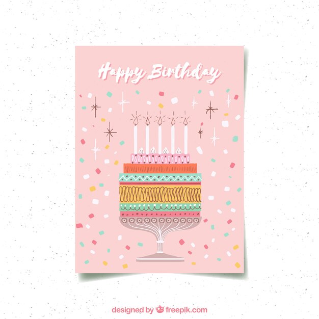 Tarjeta de feliz cumpleaños con tarta en estilo hecho a mano