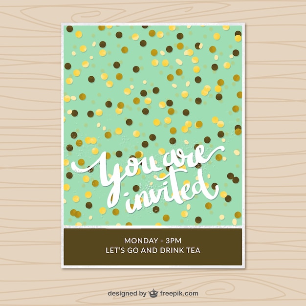 Vector gratuito tarjeta de invitación vintage con confeti