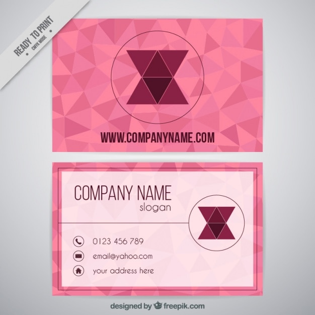 Vector gratuito tarjeta de visita abstracta con formas geométricas en tonos rosas